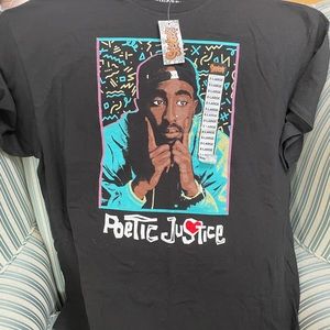 Men’s graphic t-shirt featuring Tupac.